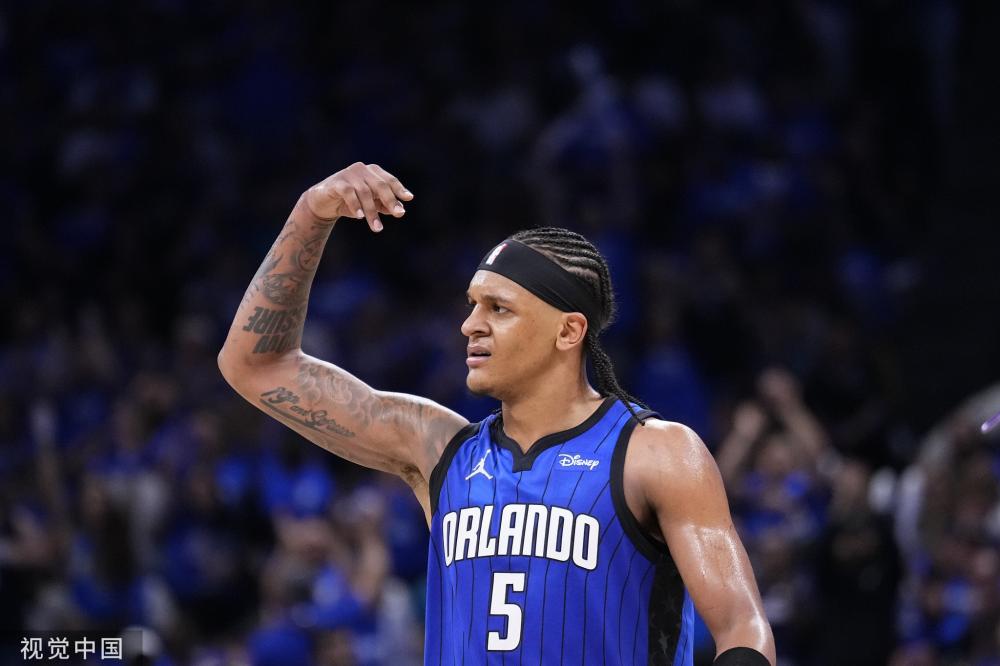 日隆重举行 日隆重举行