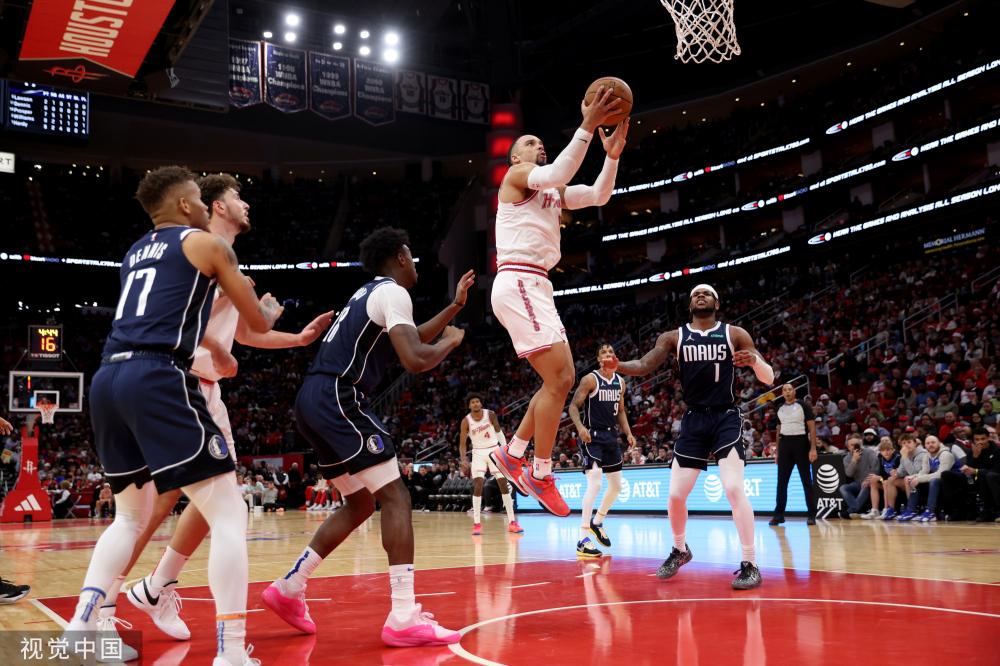 尼同台打球 尼同台打球