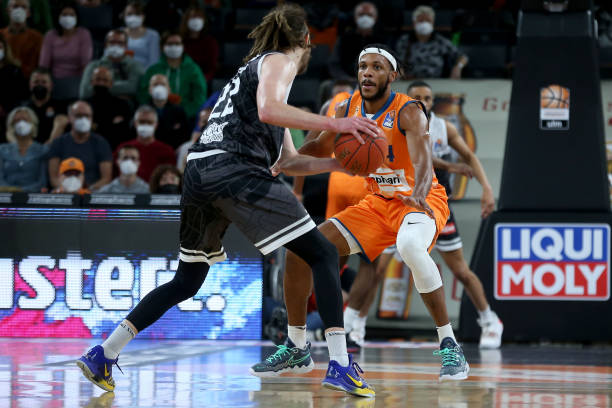 赛脱颖而出 赛脱颖而出